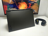 L’Asus TUF Gaming A18 rinuncia alla portabilità a favore di un display gigantesco.
