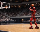 Toyota ha presentato CUE7, l'ultima generazione del suo robot da basket, progettato per effettuare tiri da un massimo di 25 metri.