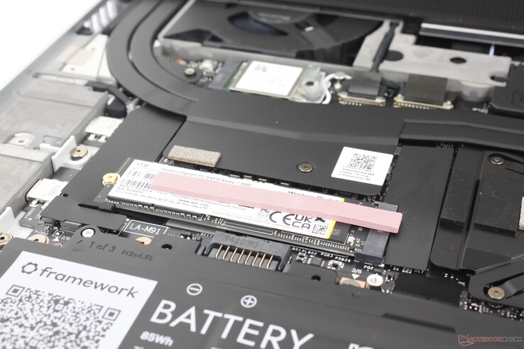 A differenza della serie LG Gram 16, il Laptop 16 non supporta un SSD secondario interno