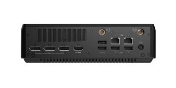 Sono disponibili due porte Ethernet veloci (Fonte immagine: Zotac)