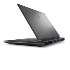 Dell ha presentato il portatile da gioco Alienware m16 al CES 2023 (immagine via Dell)