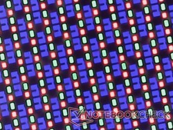 Una matrice di subpixel OLED nitida dalla sovrapposizione lucida