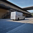 Il nuovo Ford Transit City: Questo nuovissimo furgone elettrico è stato progettato per attirare i servizi di consegna e di corriere, nonché i commercianti e i fornitori di servizi.