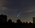 Immagine che mostra la cometa Neowise. (Fonte: TheOtherKev - Pixabay)