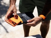 La custodia UAG Phone Recovery Pouch è progettata per asciugare gli smartphone in modo particolarmente efficace.