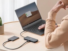 Il nuovo Anker Nano USB-C Hub potrebbe avere un design simile al vecchio 555 USB-C Hub (nella foto)