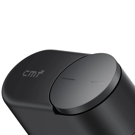 La ghiera sulla custodia del CMF Clip Pro