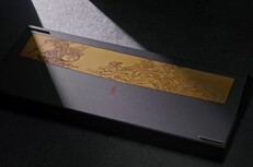 Piatto decorativo della tastiera meccanica wireless Keychron Black Myth Wukong. (Fonte: Keychron)