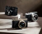 Lumix L10 è disponibile in tre colori, mentre Titanium Gold è offerto in edizione limitata.