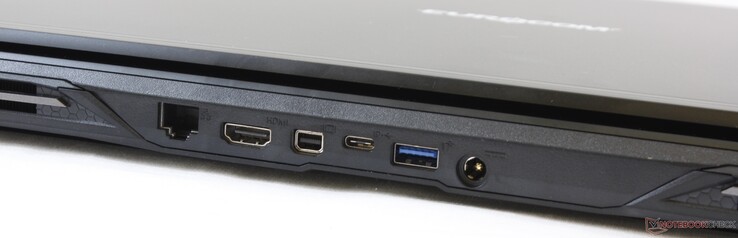 Lato Posteriroe: Gigabit RJ-45, HDMI 2.0, mDP 1.3, USB 3.0 Type-C, USB 3.0 Type-A, alimentazione AC