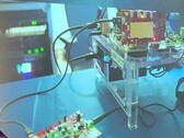 Sistema di prova che mostra i connettori Thunderbolt di nuova generazione (Fonte: Tom's Hardware)