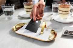 Samsung presenta la sua nuova Galaxy Card.