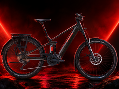 La Trek Allant+ FS è dotata di una batteria da 800 Wh
