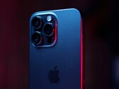 Secondo quanto riferito, l'iPhone 16 Pro Max di Apple riceverà una batteria con una maggiore densità energetica. (Immagine: Rohan)