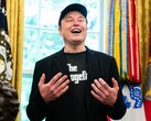 Elon Musk parla nello Studio Ovale della Casa Bianca. (Fonte immagine: ALLISON ROBBERT/AFP via Getty Images)