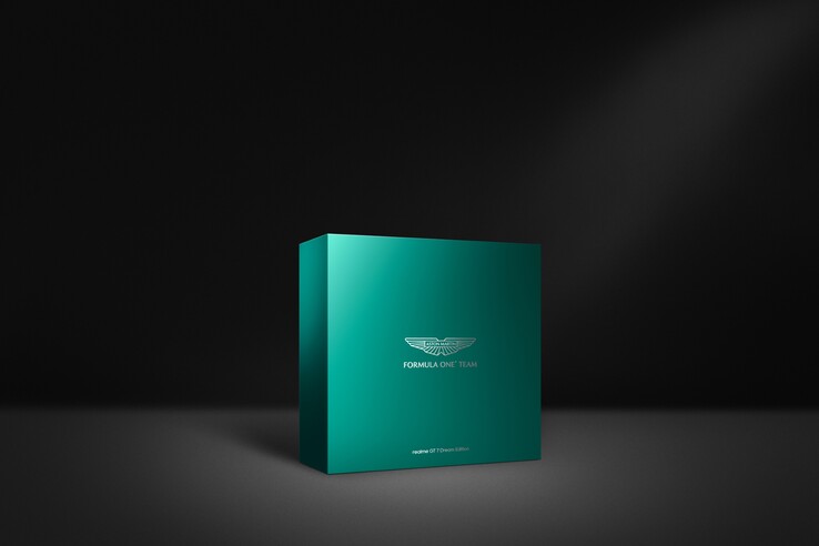 Il Realme GT 7 Dream Edition potrebbe avere un design personalizzato ispirato ad Aston Martin. (Fonte immagine: Jacky su Weibo)