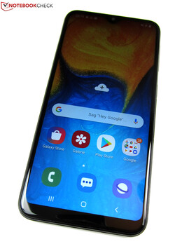 Test dello smartphone Samsung Galaxy A20e. Dispositivo di test fornito da notebooksbilliger.de