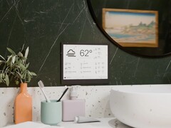 Il TRMNL X (nella foto) è un display e-ink intelligente più grande. (Fonte: TRMNL)