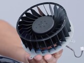 Sembra che un terzo tipo diverso di ventola sia stato mostrato nel video ufficiale di presentazione della PS5. (Fonte immagine: Sony)