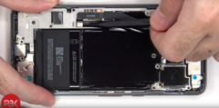Teardown del Pixel 8 Pro. (Fonte: PBK Reviews)