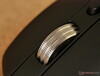 Primo piano della rotella di scorrimento del mouse wireless Keychron M6 8K