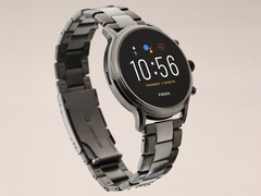 Il prossimo smartwatch di Fossil debutterà prima del 2022, Gen 5 nella foto. (Fonte: Fossil)