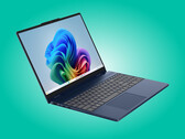 L’IdeaPad 5 2-in-1 15IWC11 nel colore Luna Grey.