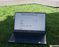 Lenovo Legion 5 17 sotto l'ombra