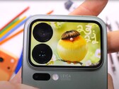 Lo Xiaomi 17 Pro e il suo schermo secondario sul retro affrontano un test di durata (Fonte: JerryRigEverything)