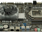 Disponibile in Cina una scheda madre Intel B150 con GeForce GTX 1050 Ti integrata