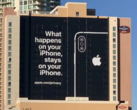 Apple pubblicizza che l'iPhone è privato, ma i sostenitori della privacy si sono accaniti sul sistema CSAM proposto da Apple. (Immagine: Engadget)