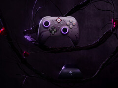 L&#039;edizione Honkai: Star Rail - Evernight ha una finitura viola più chiara rispetto alla normale 8BitDo Ultimate 2. (Fonte immagine: 8BitDo)
