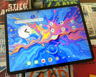 Teclast Art Pad Pro è dotato anche di una penna stilo con 4096 livelli di pressione e di un adattatore di corrente da 30 watt. (Fonte: Notebookcheck)
