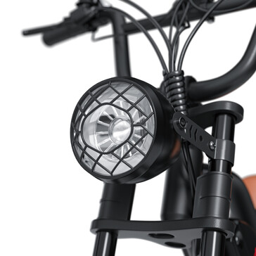 La e-bike Kingbull Ranger è dotata di un faro a LED da 48 V