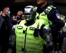 Il PM01 dell'azienda Engine AI è stato il primo robot umanoide in servizio di polizia. (Fonte: CGTN)