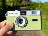 Il modello Pure35 è disponibile nei colori verde, viola e nero.