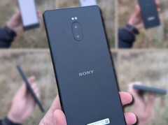 Il prototipo di Sony Xperia in vendita presenta una configurazione a doppia fotocamera e una memoria da 6 GB/128 GB. (Fonte immagine: OLX - modificato)