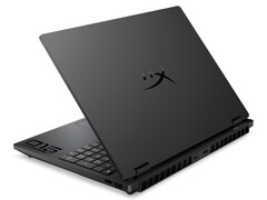 HyperX Omen 15 pesa tra i 2,2 kg e i 2,3 kg, a seconda della variante scelta. (Fonte: HP)