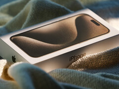 Apple potrebbe finalmente abbandonare il suo design Dynamic Island con l&#039;iPhone 19 Pro e Pro Max. (Fonte: Yuheng Ouyang - Unsplash)