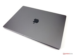In recensione: Apple MacBook Pro 16 2023. Modello di prova per gentile concessione di Apple Germany.