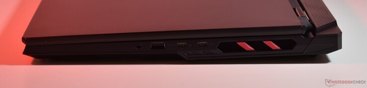 destra: Audio 3,5 mm, USB A 3.2 Gen 1, 2x Thunderbolt 4