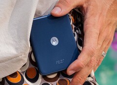 Il Motorola Razr 60 è disponibile in nuovi colori. Tuttavia, poco altro è cambiato rispetto al suo predecessore. (Fonte: Motorola)