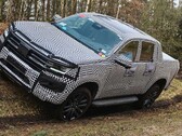 Il nuovo VW Amarok, che è già apparso come prototipo camuffato, potrebbe ricevere un powertrain completamente elettrico in futuro (Immagine: Volkswagen)