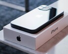 Apple può installare gli aggiornamenti senza dover disimballare un iPhone. (Immagine: Dennis Cortés)