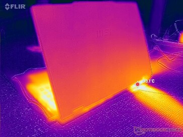 Scarico lungo il bordo posteriore e sinistro