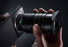 Lo Xiaomi 12S Ultra Concept ha un attacco Leica M per gli obiettivi DSLR. (Fonte: Xiaomi)