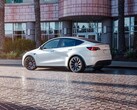 Si prevede che la Porsche Panamera e la Tesla Model Y saranno richiamate più volte (Immagine: Tesla)