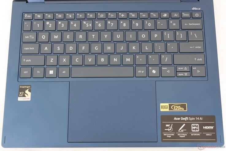 Ampio clickpad (12.7 x 8.9 cm) con feedback morbido e clic silenziosi