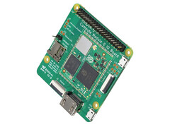 Il Raspberry Pi Compute Module 0 collegato alla sua scheda IO ufficiale. (Fonte immagine: via ITHome & OpenEmbed)