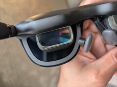 Obiettivi micro-OLED Xreal One Pro